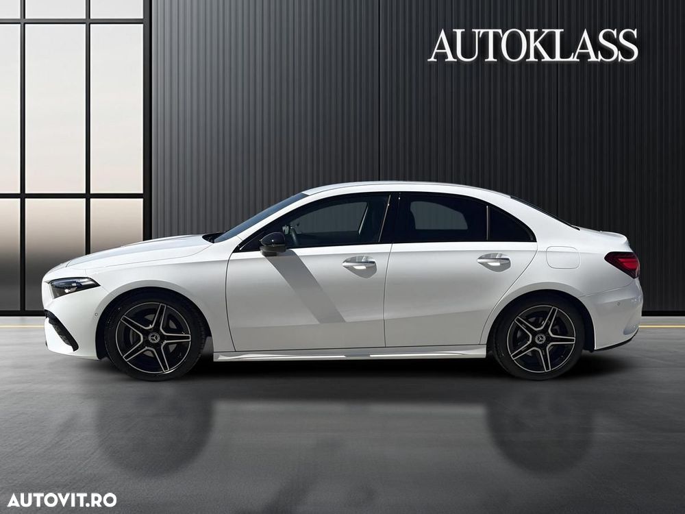 Mercedes-Benz A 200 Sedan MHEV 7G-DCT - 5