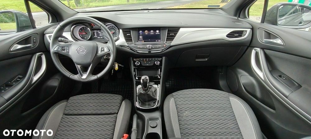 Opel Astra - 8