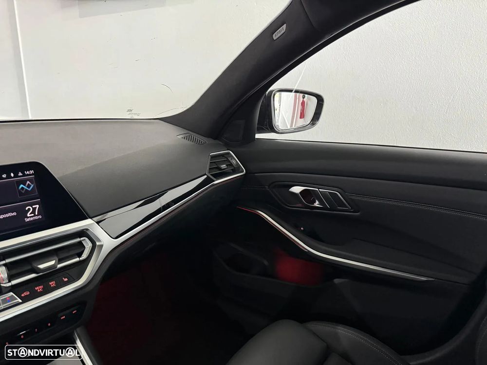 BMW 330 e Touring Pack M Auto - 18