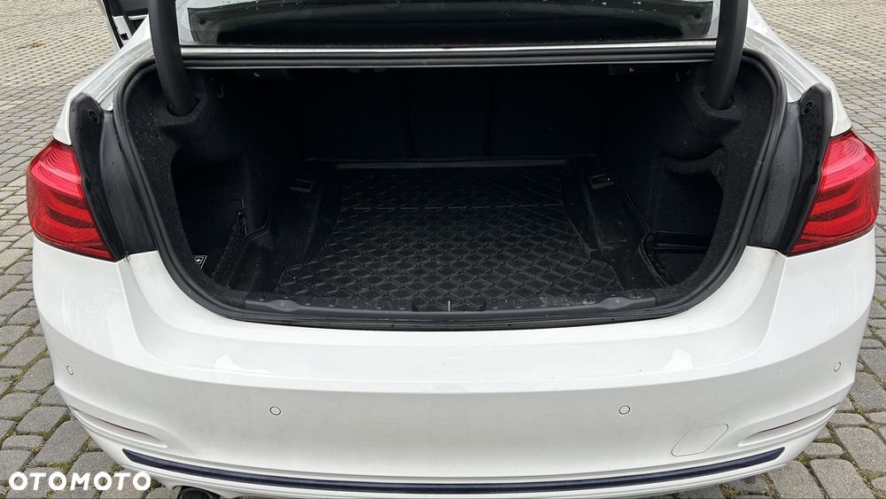 BMW Seria 3 - 8