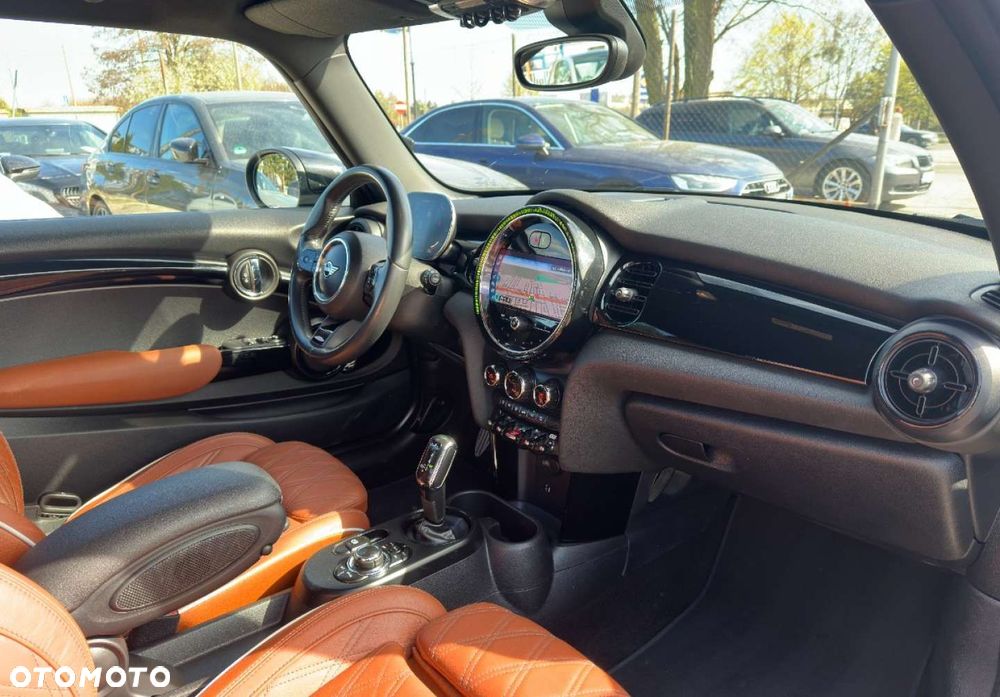 MINI John Cooper Works - 14