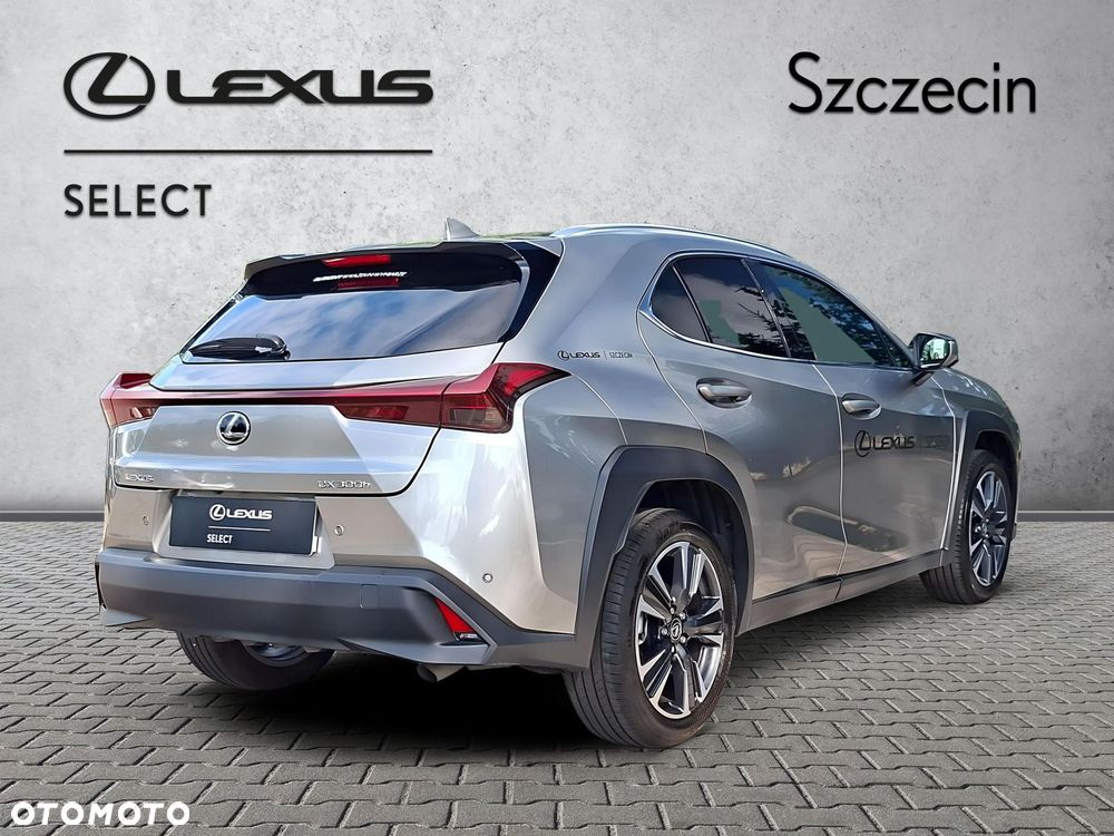 Lexus UX 300h Business - 5