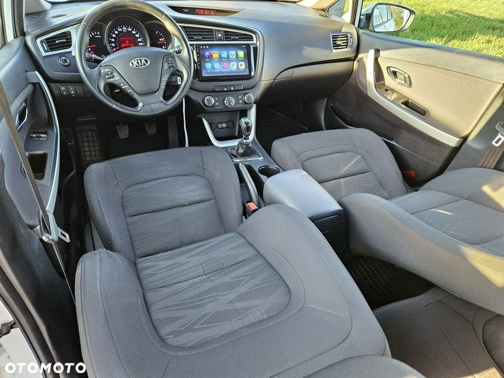 Kia Ceed - 4