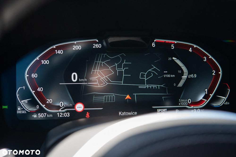 BMW Seria 8 840d xDrive mHEV - 40