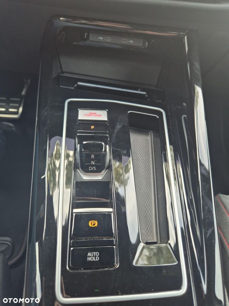 Volkswagen Golf - 29