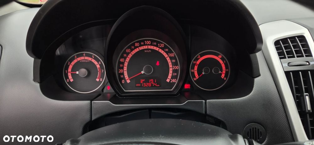 Kia Ceed 1.4 CVVT Dream-Team Edition - 25