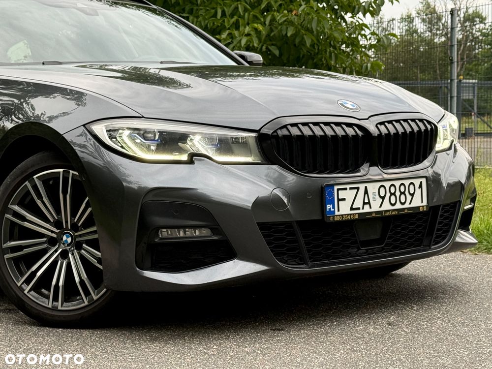 BMW Seria 3 318d M Sport Shadow - 4