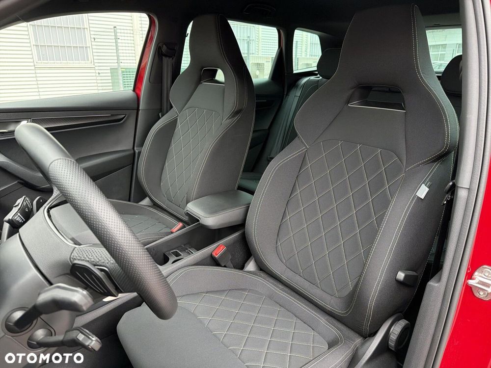 Skoda Karoq 1.5 TSI ACT Sportline DSG - 12