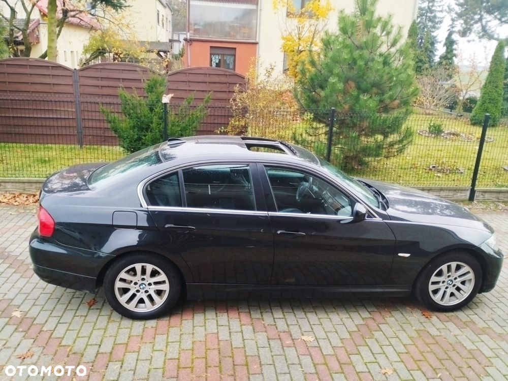 BMW Seria 3 320d - 22