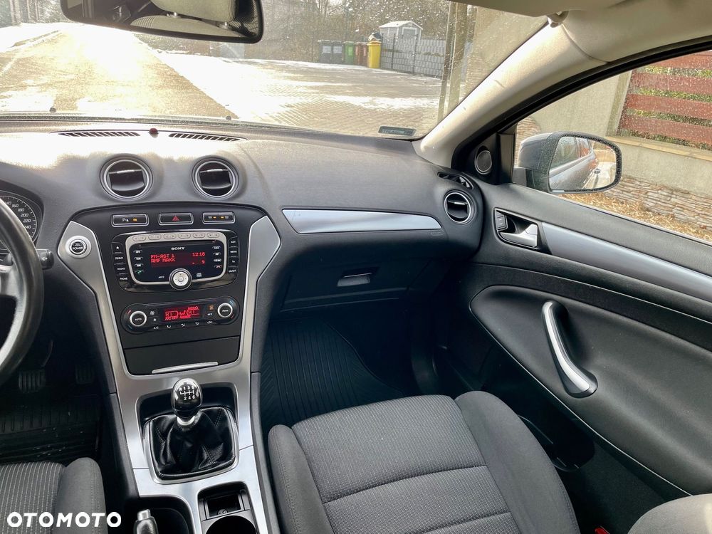 Ford Mondeo 2.0 TDCi Titanium - 10