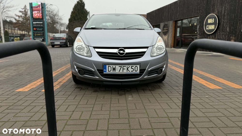 Opel Corsa - 4