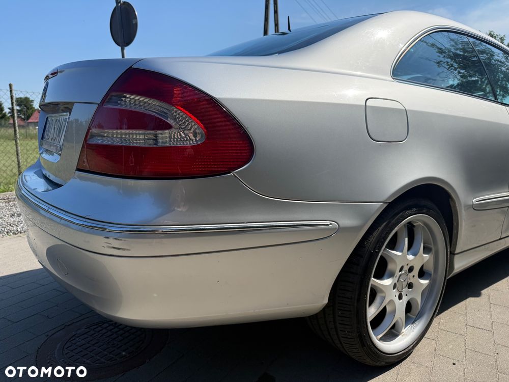 Mercedes-Benz CLK - 4