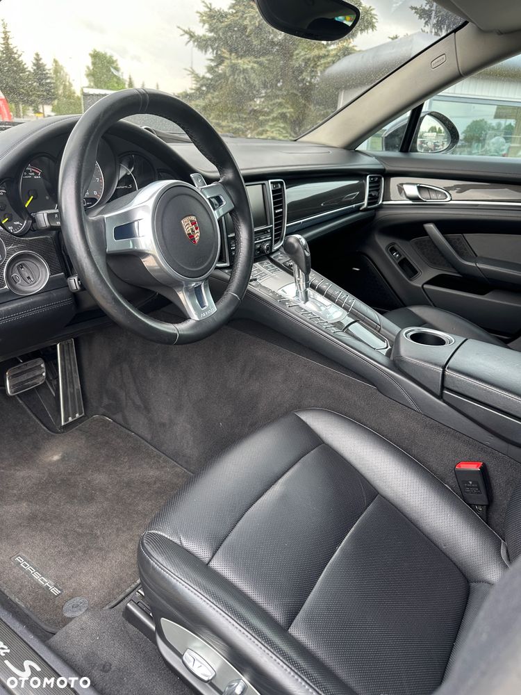 Porsche Panamera - 7