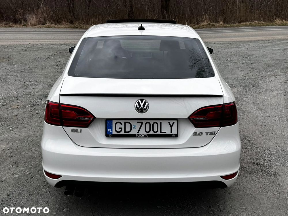 Volkswagen Jetta 2.0 TSI Sportline - 6