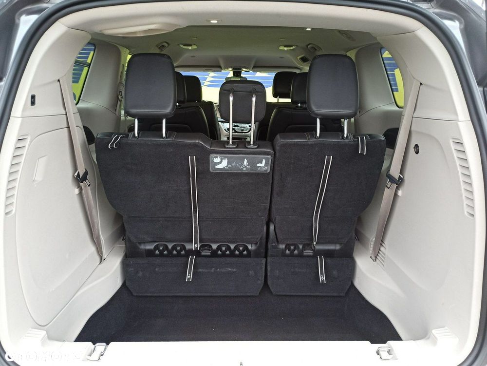 Chrysler Pacifica - 10