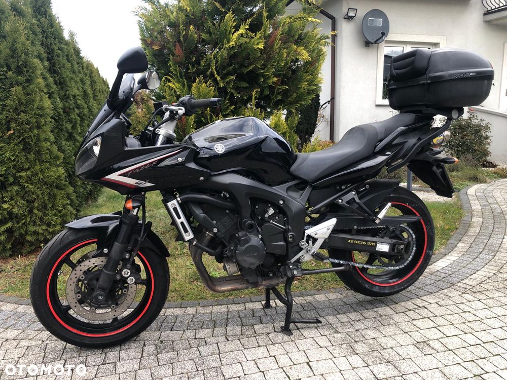 Yamaha FZ6 - 1