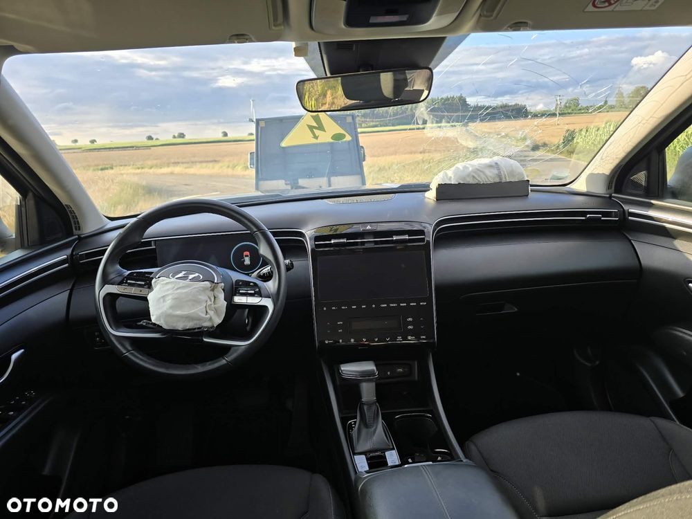 Hyundai Tucson 1.6 CRDi 48V-Hybrid 2WD DCT Select - 11