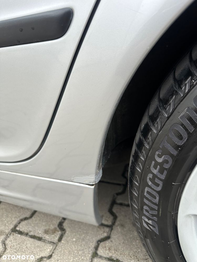 BMW Seria 3 320d - 15