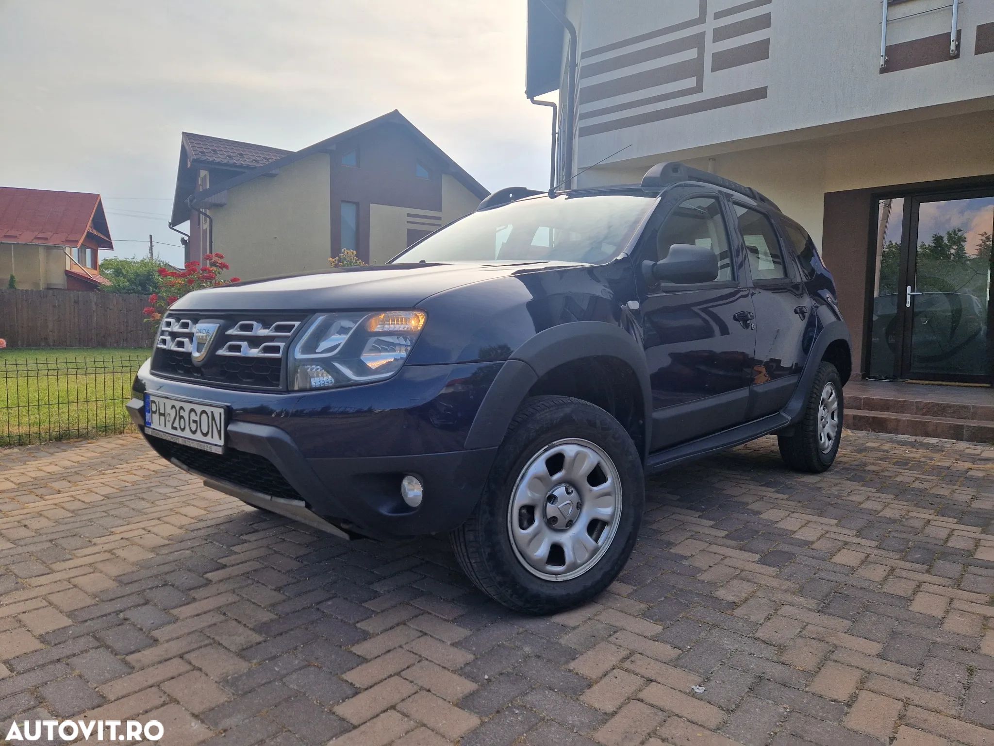Dacia Duster 1.5 dCi 4x4 Laureate - 1