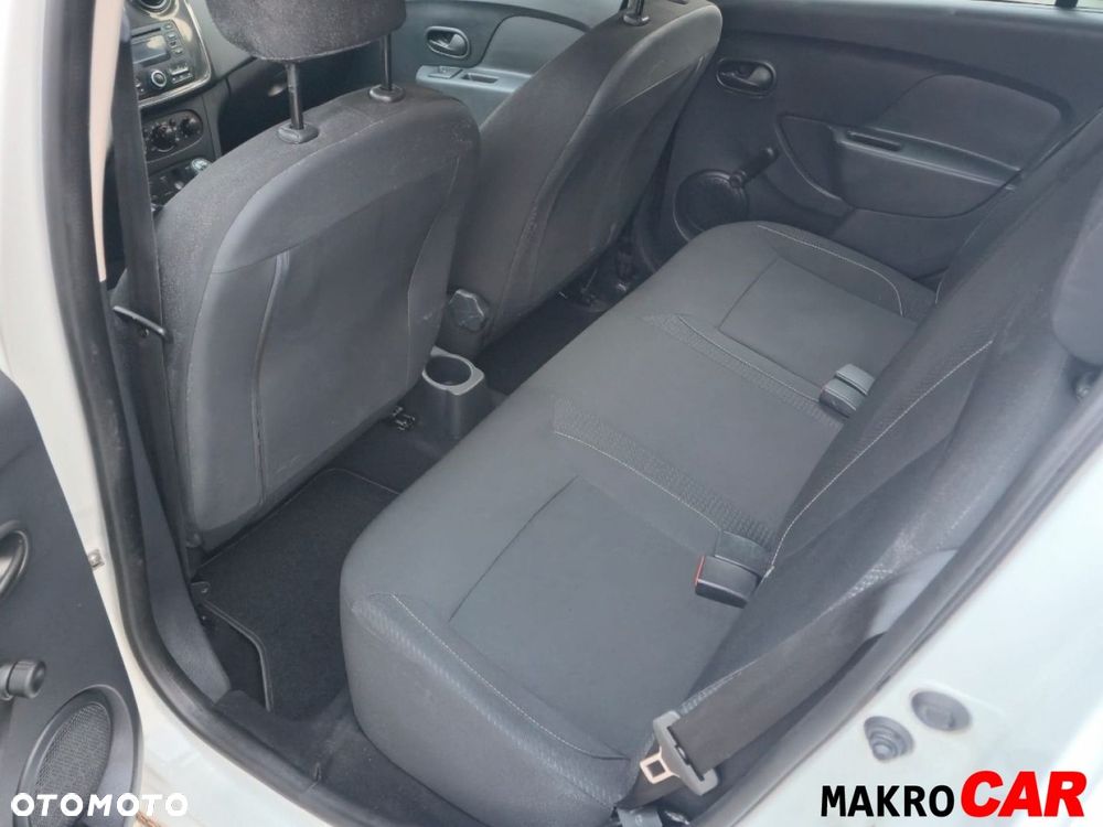 Dacia Sandero - 12