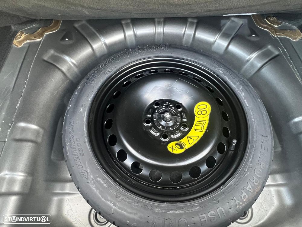Ford Focus 1.0 EcoBoost MHEV ST-Line Style SIP - 61