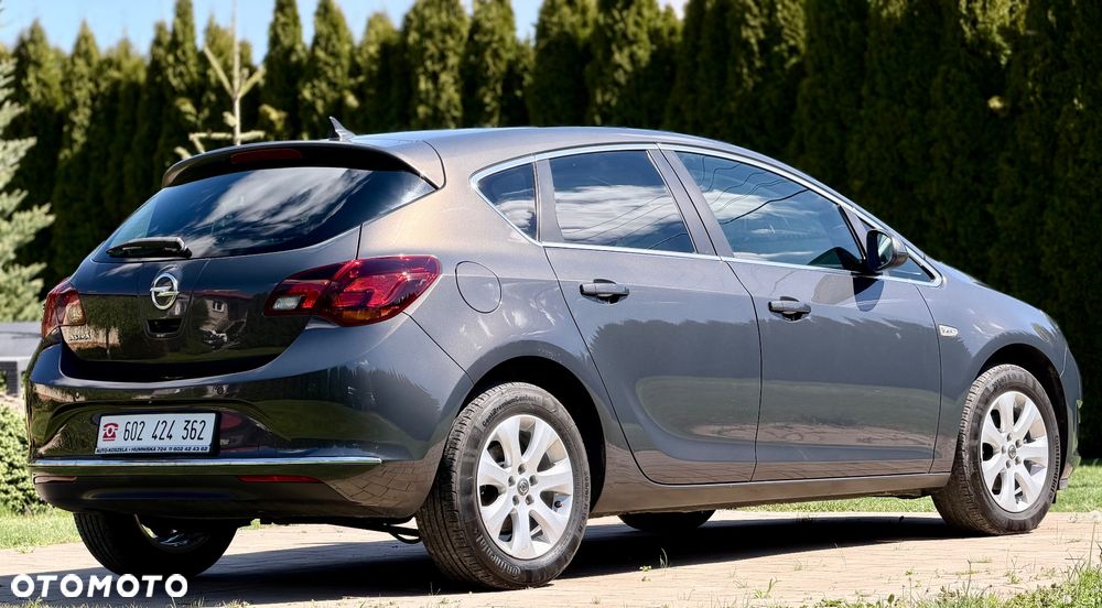Opel Astra 1.4 Turbo Color Edition - 16