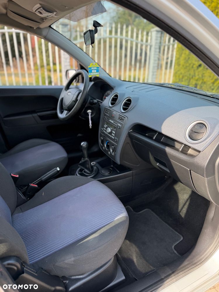 Ford Fusion 1.4 Elegance - 13