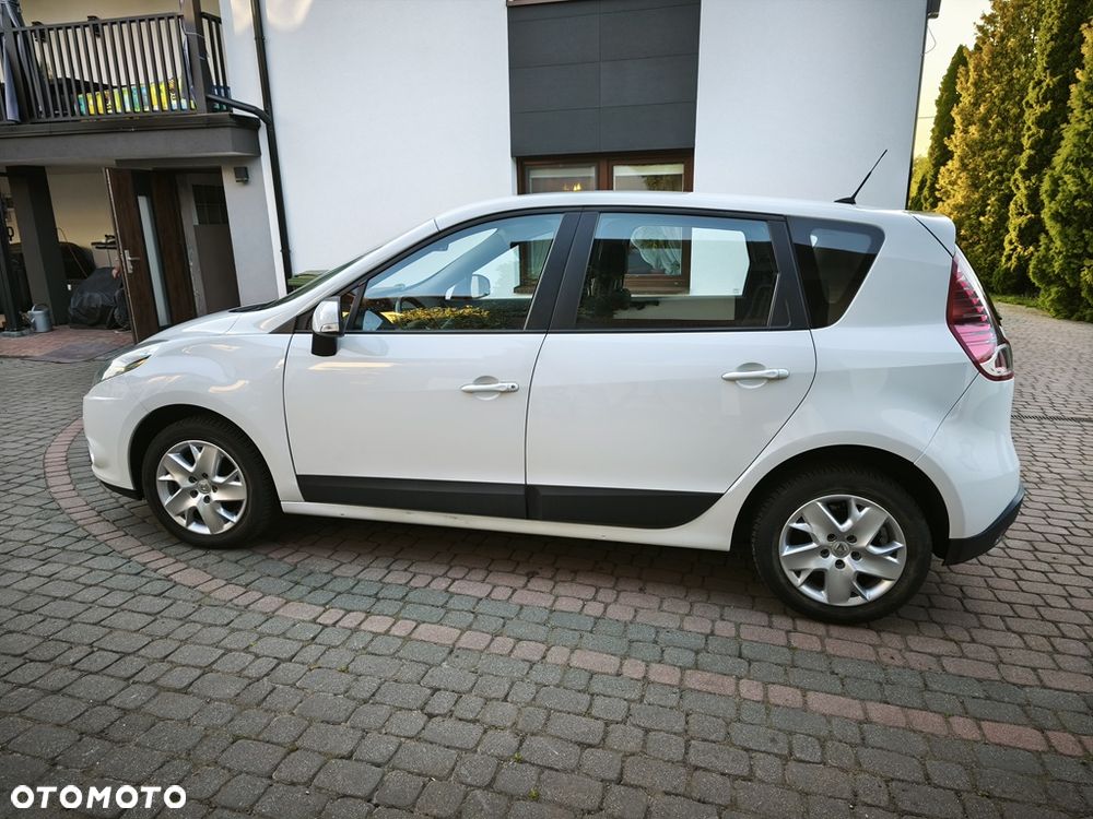 Renault Scenic 1.6 16V 110 TomTom Edition - 18