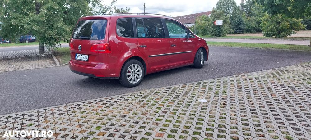 Volkswagen Touran 2.0 TDI DPF DSG Highline - 16