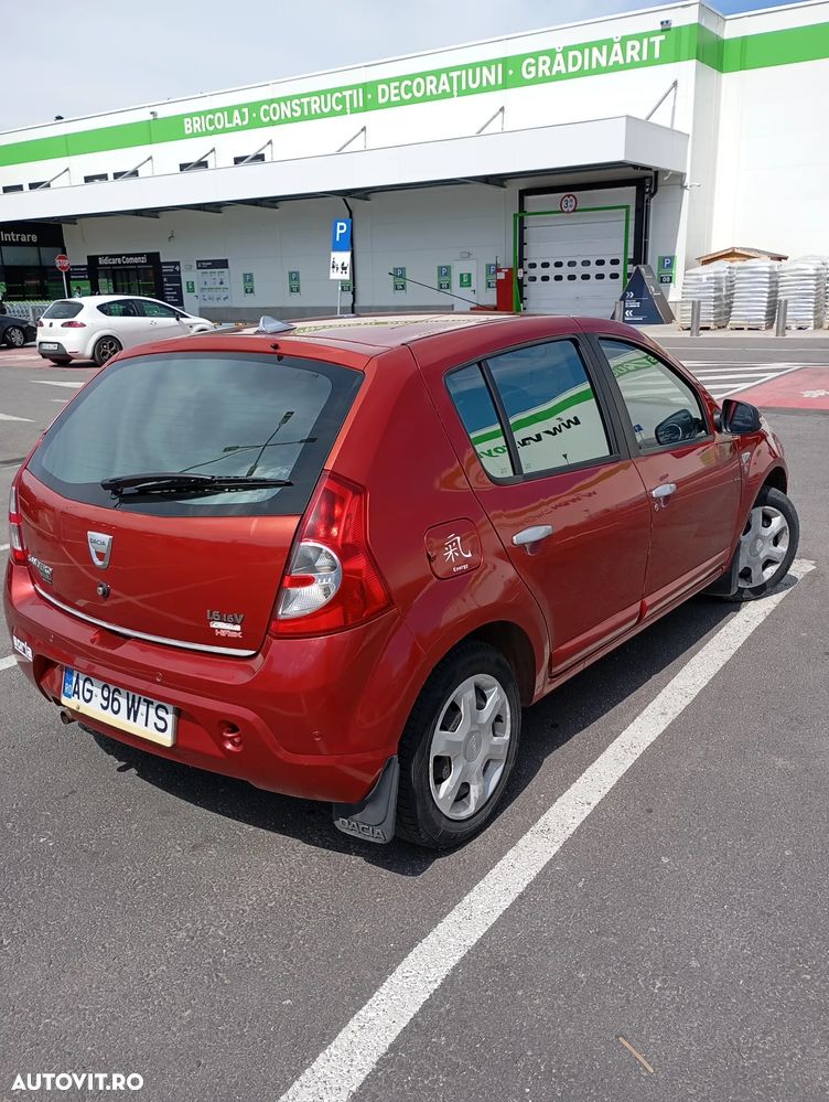 Dacia Sandero 1.6 MPI Laureate - 9