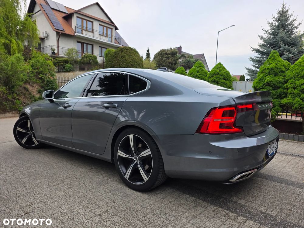 Volvo S90 D4 Geartronic R Design - 4