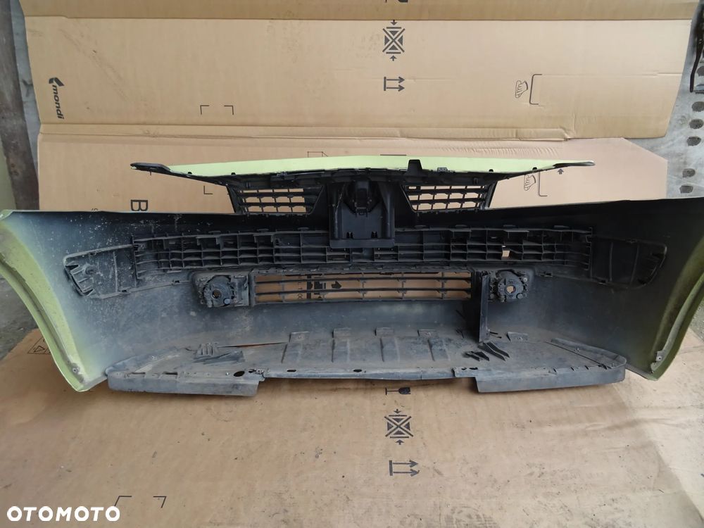 Zderzak przód Renault Megane II (TED99) - 4