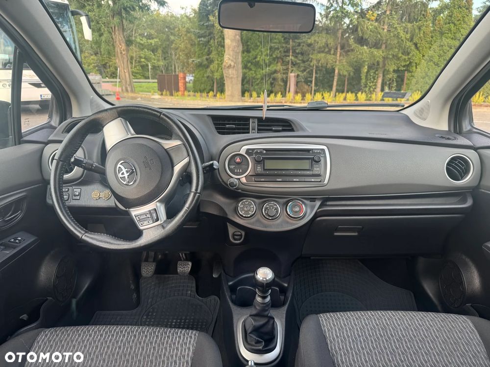 Toyota Yaris 1.4 D-4D Active - 5