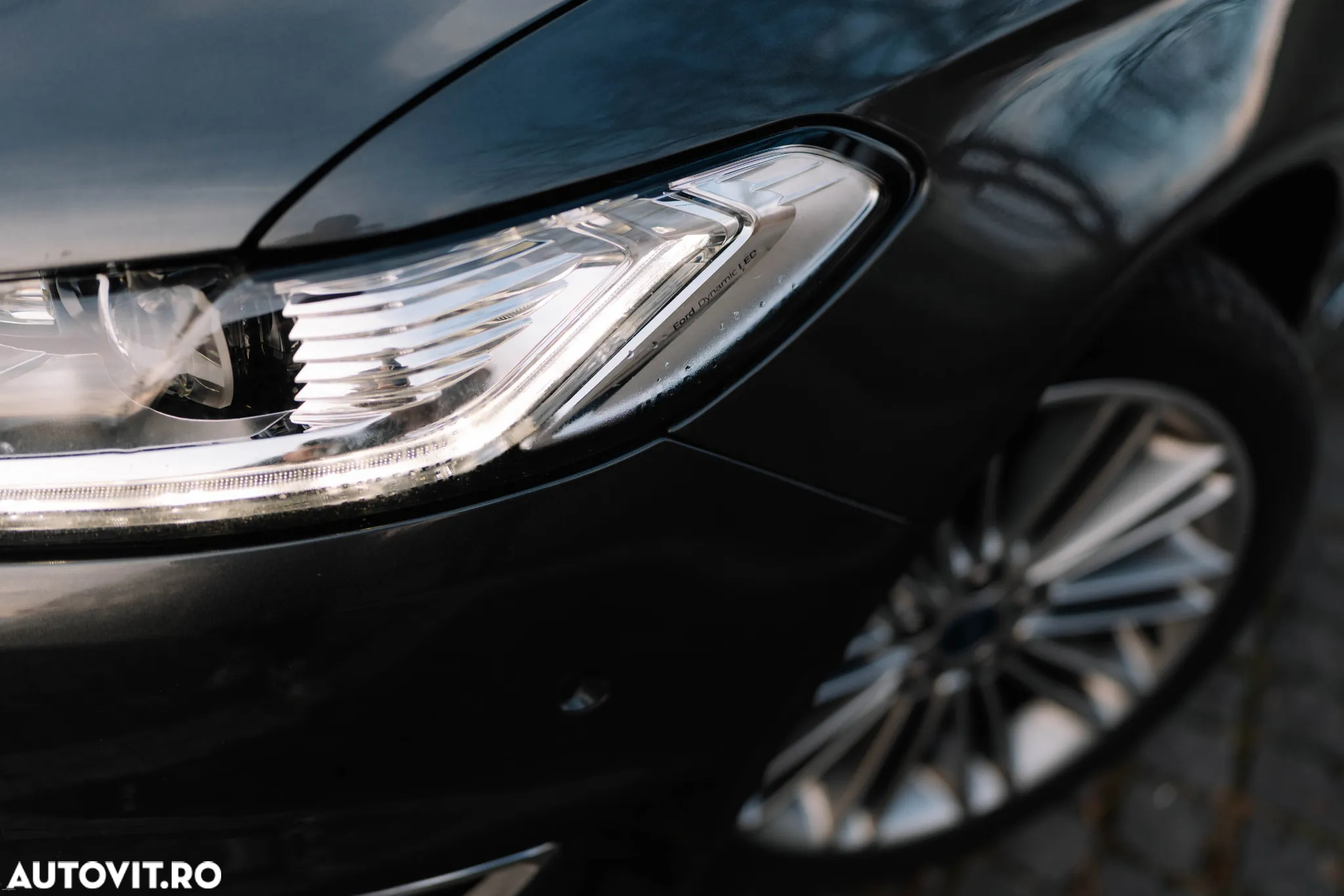 Ford Mondeo - 22