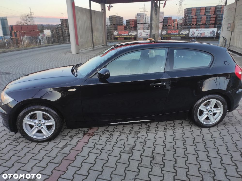 BMW Seria 1 116i - 11
