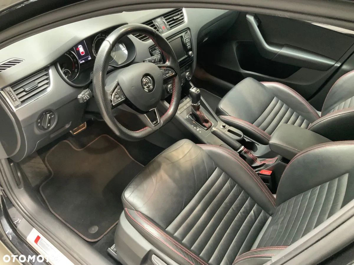 Skoda Octavia 2.0 TDI 4x4 DSG RS - 11