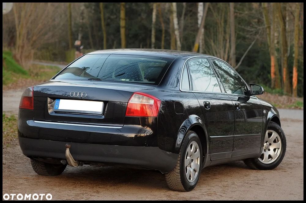 Audi A4 Limousine - 16