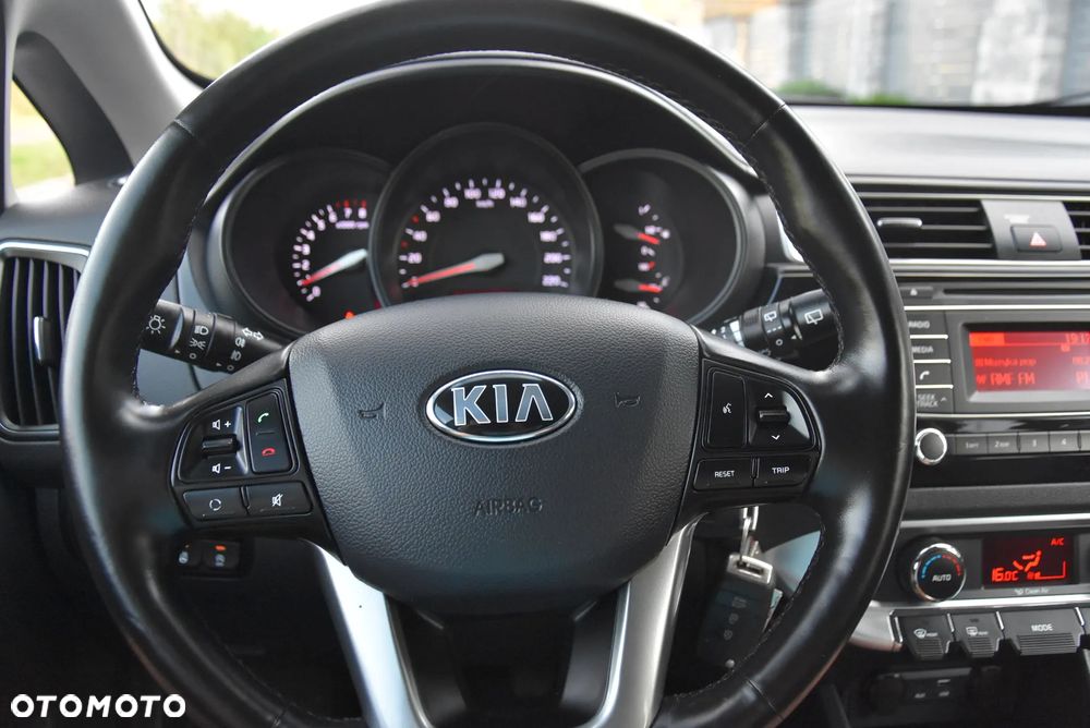 Kia Rio 1.2 ISG Dream-Team Edition - 29