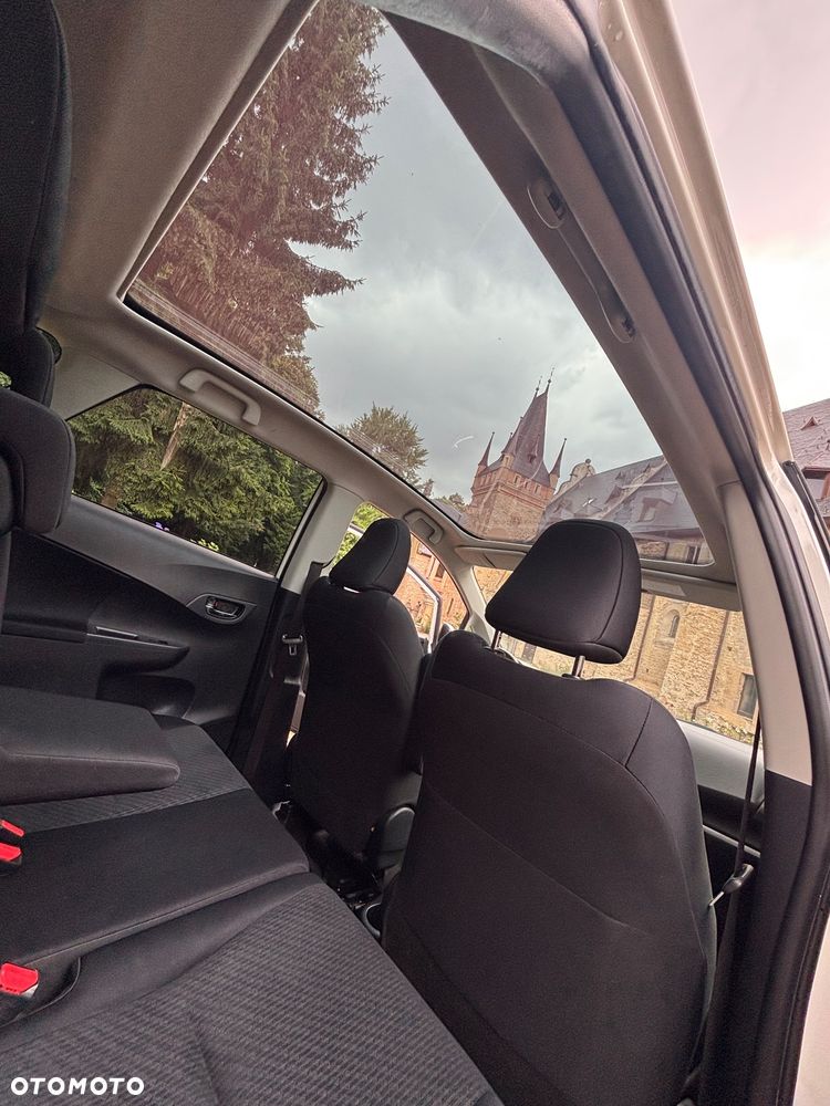 Toyota Verso S 1.33 Premium - 22