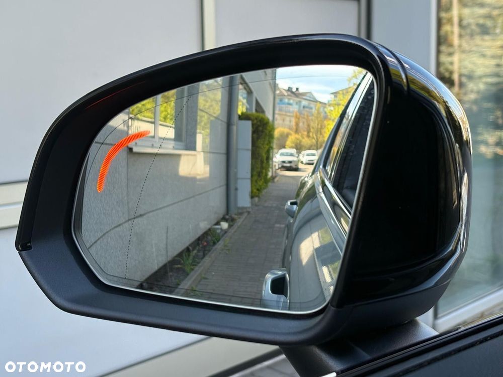 Volvo XC 40 - 38