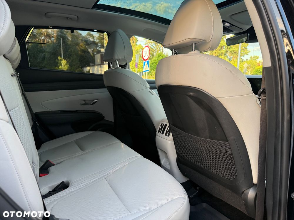Hyundai Tucson 1.6 T-GDi HEV Platinum 4WD - 18