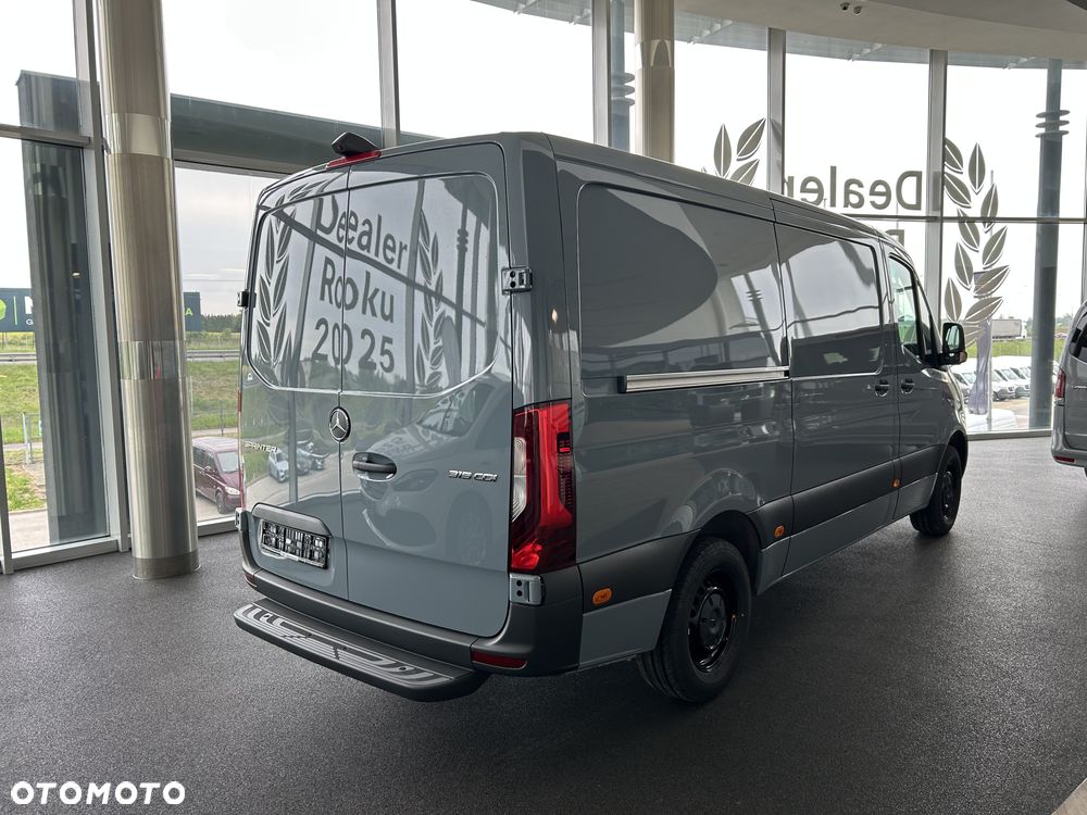 Mercedes-Benz Sprinter - 6