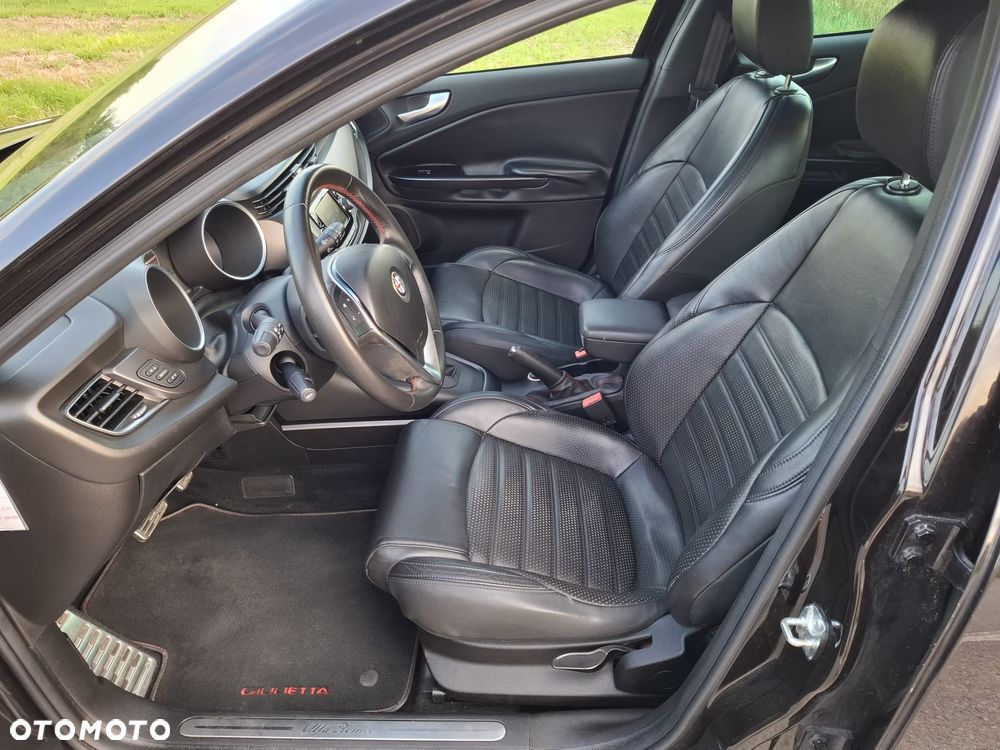 Alfa Romeo Giulietta 2.0 JTDM Exclusive TCT EU6 - 10
