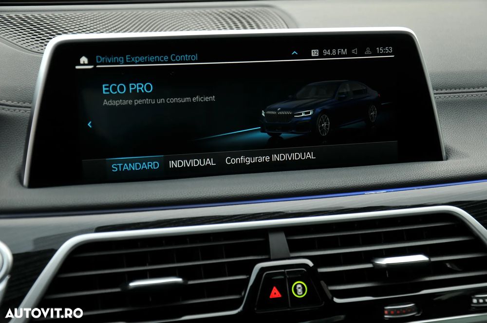 BMW Seria 7 730d xDrive MHEV - 24