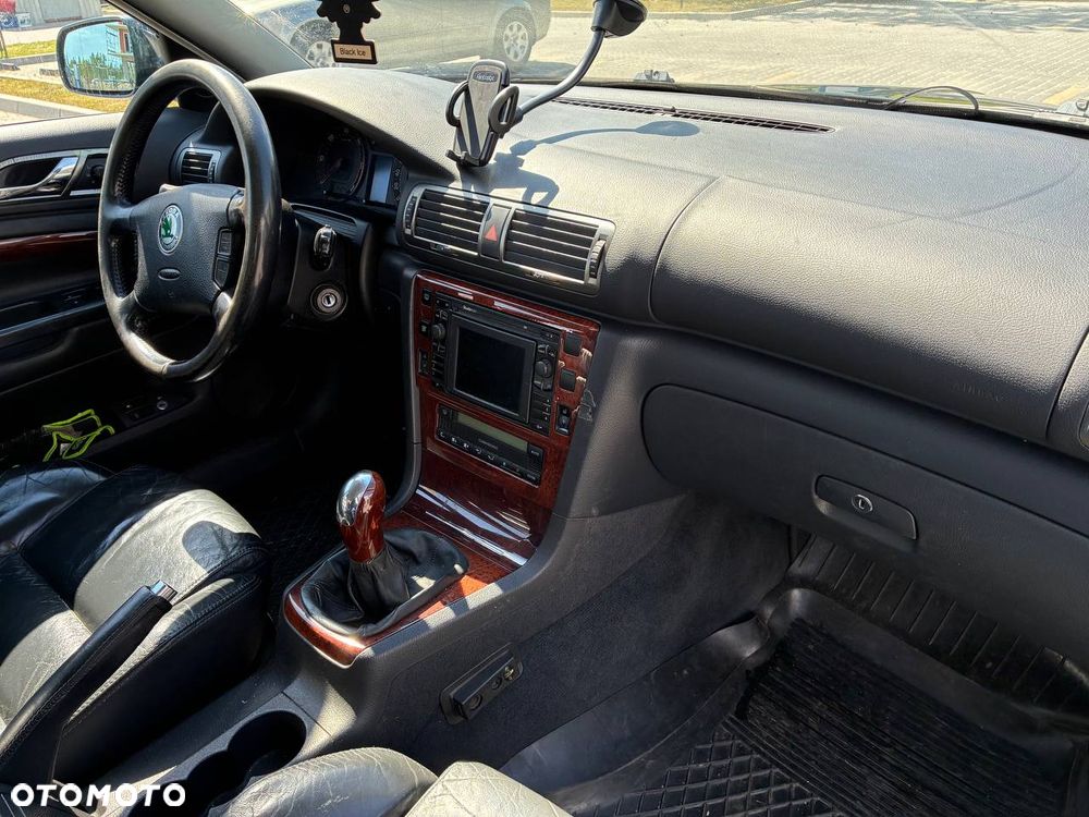 Skoda Superb 2.5 TDI Elegance - 9