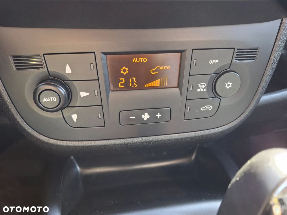 Fiat Doblo 1.6 16V Multijet Start&Stopp Dualogic Emotion Family - 23