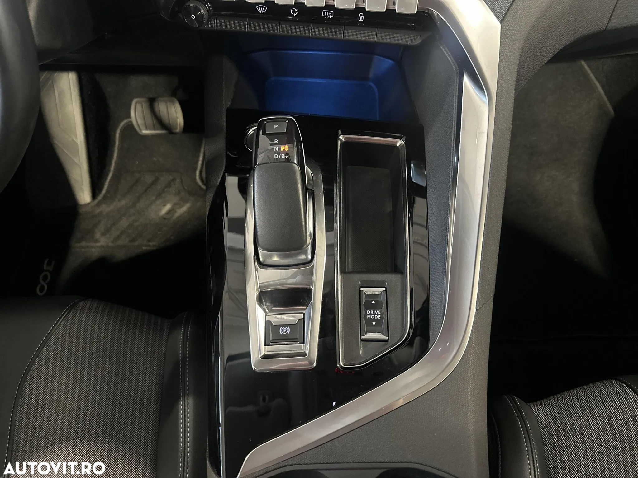 Peugeot 3008 Hybrid 225 e-EAT8 Allure Pack - 18