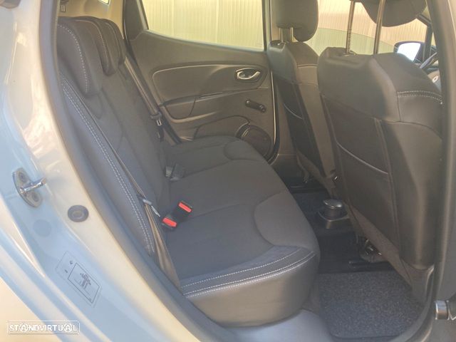 Renault Clio Energy dCi 90 Start & Stop LIMITED 2018 - 30