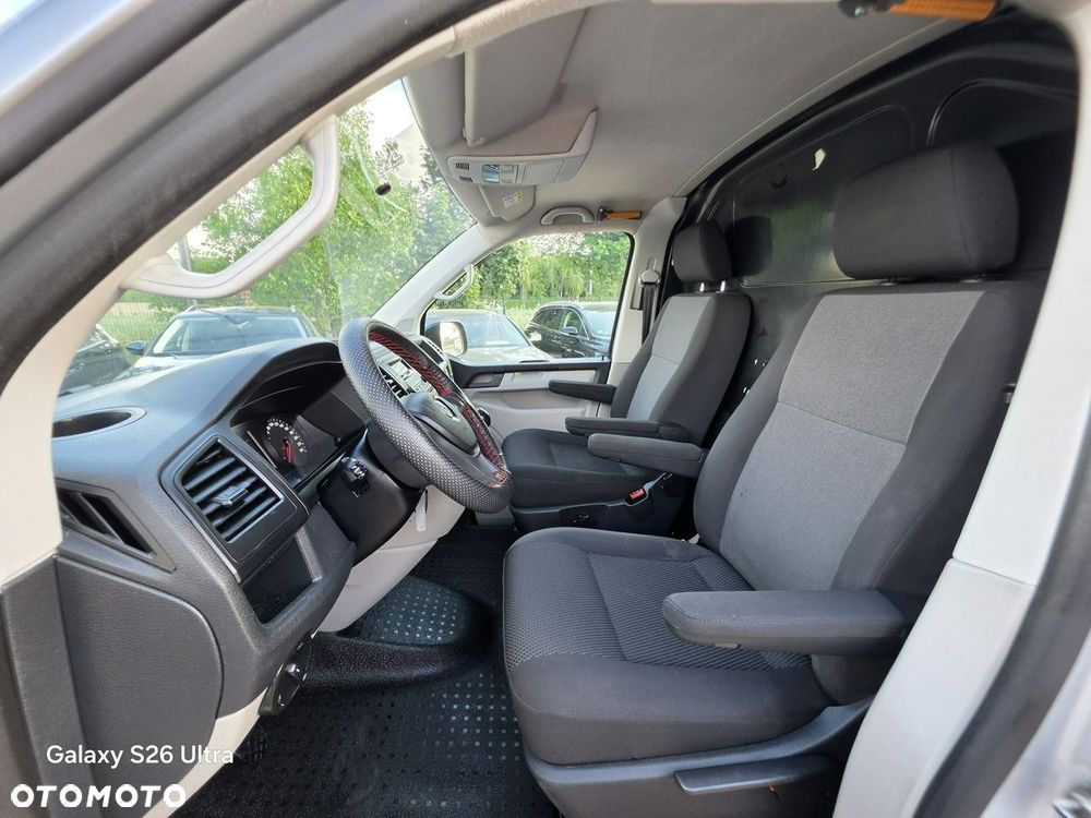 Volkswagen Transporter - 31