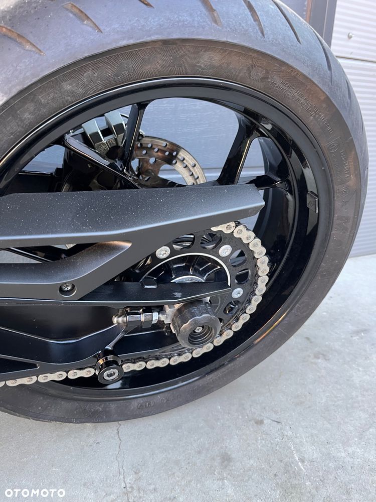 KTM Duke 790 - 24